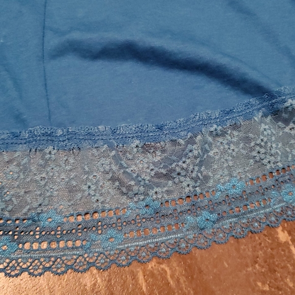 Cute Blue Top Abercrombie & Fitch NWT - Picture 7 of 8